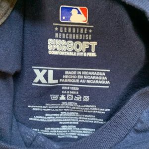 Genuine Merchandise Shirts - Genuine merchandise New York Yankees t-shirt, XL Genuine Merchandise Shirts - Genuine merchandise New York Yankees t-shirt, XL